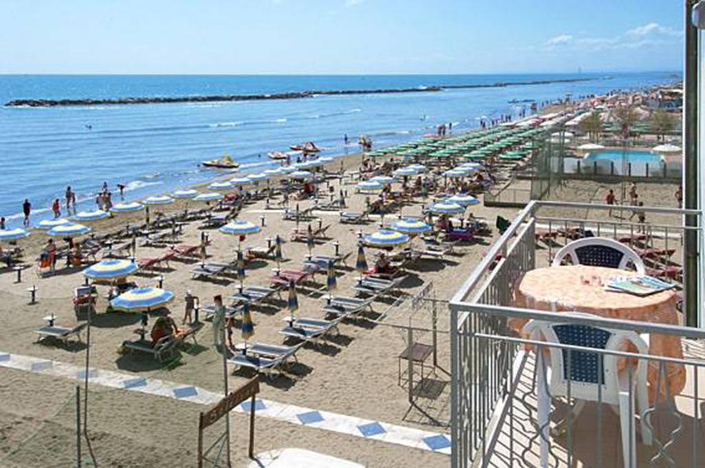 Hotel Souvenir Lido Di Savio Quarto foto